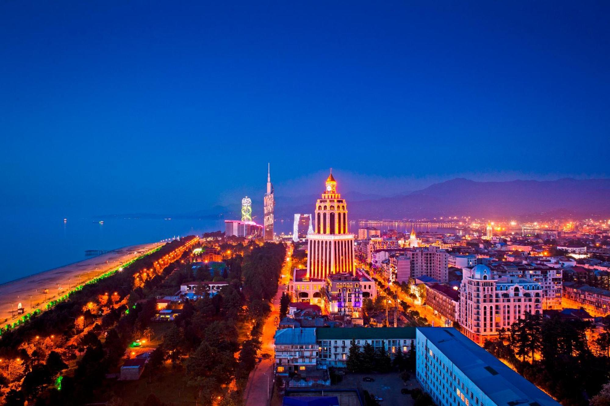 Orbi Sity Batumi Exterior foto