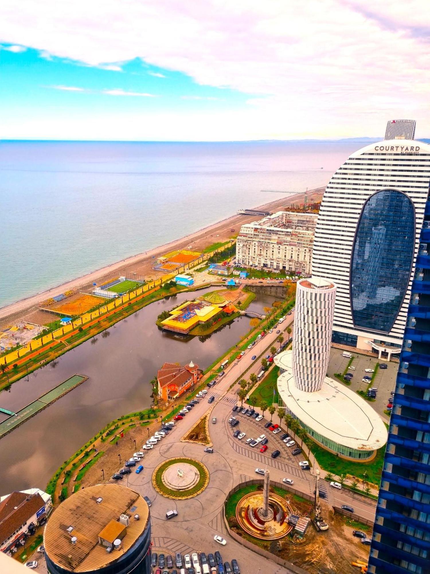 Orbi Sity Batumi Exterior foto